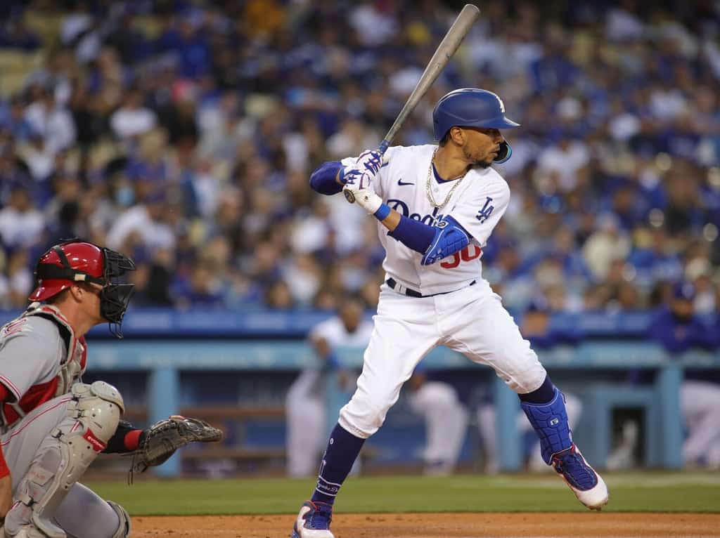 DODGERS PARTEN COMO FAVORITOS
