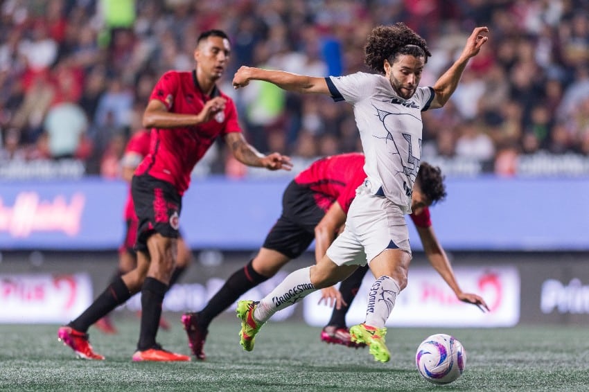 PUMAS BUSCA SUMAR