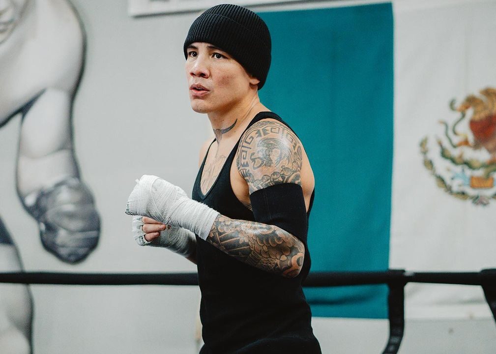 ÓSCAR VALDEZ DURANTE UN ENTRENAMIENTO DE BOXEO