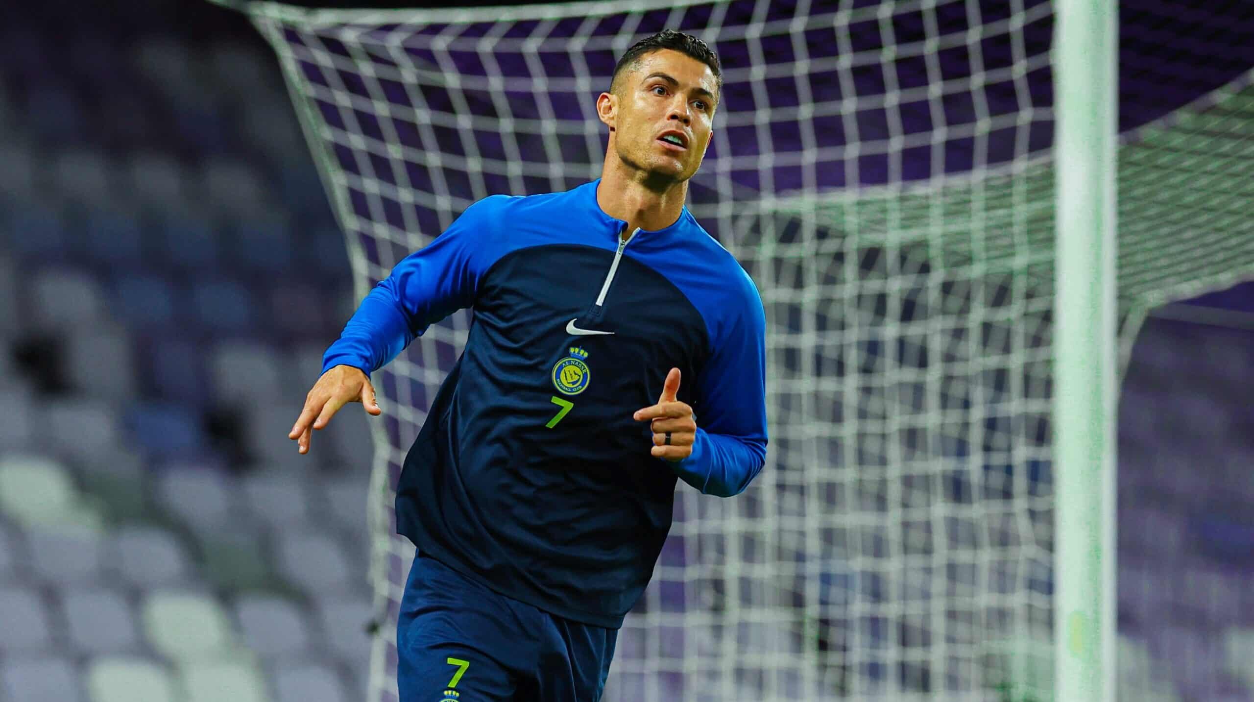 CRISTIANO RONALDO DURANTE UN ENTRENAMIENTO CON EL AL NASSR