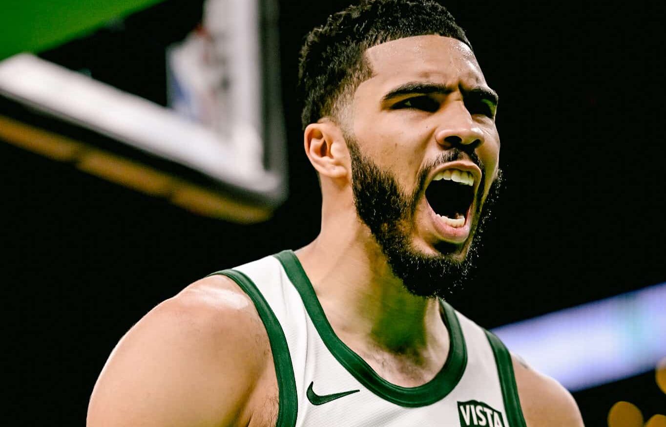 JAYSON TATUM DE LOS BOSTON CELTICS CELEBRA