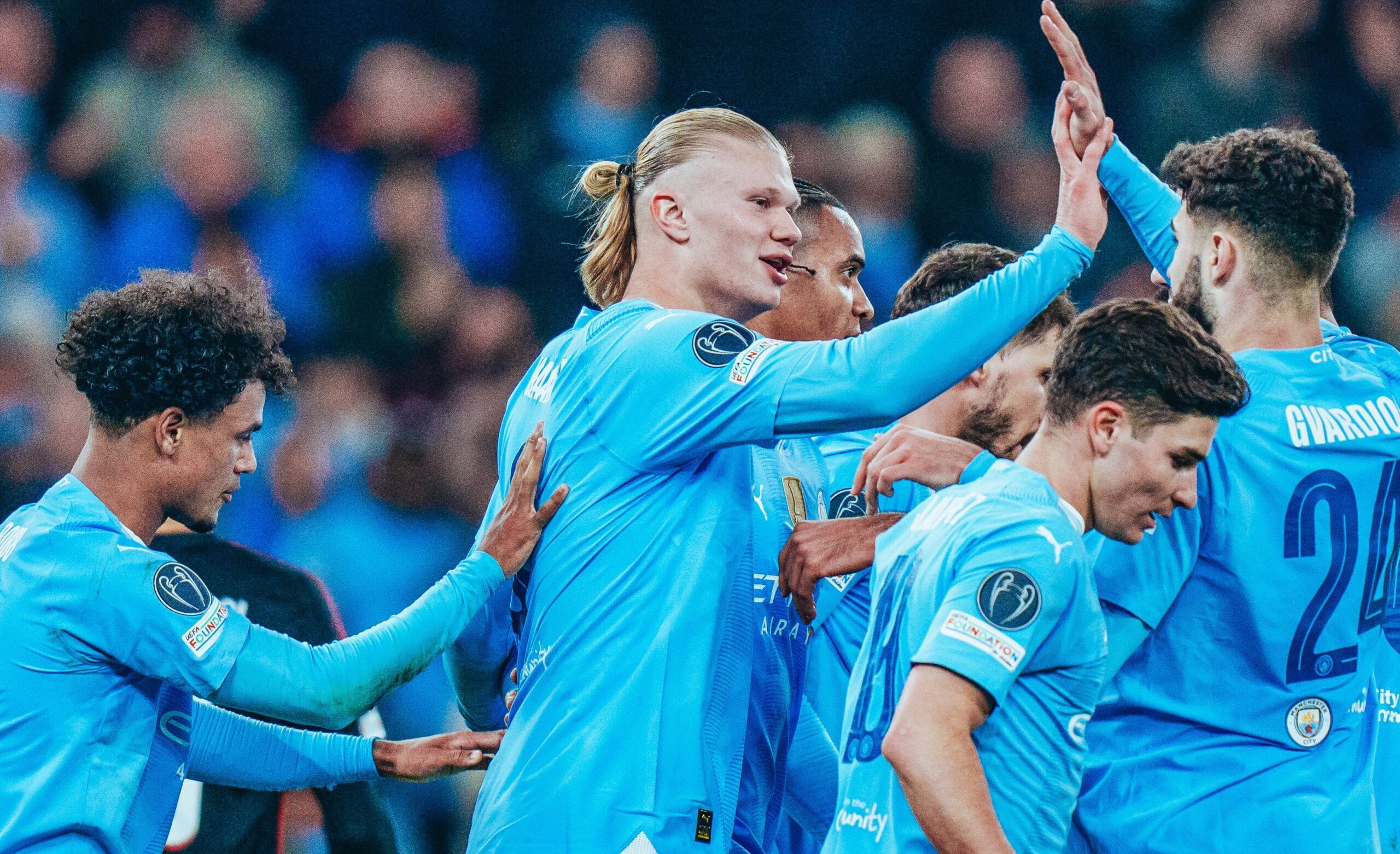 ERLING HAALAND CELEBRA UN GOL CON EL MANCHESTER CITY