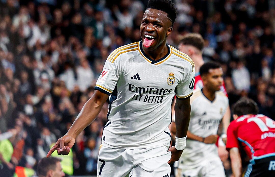VINICIUS JR FESTEJA UN GOL CON EL REAL MADRID
