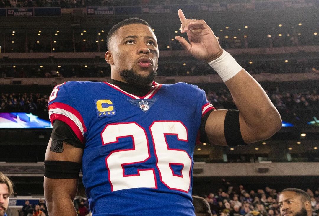 SAQUON BARKLEY ANTES DE UN PARTIDO EN LA NFL CON LOS GIANTS