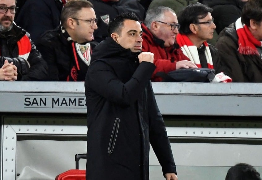 Xavi Hernández en partido de la fecha 27 de España.
