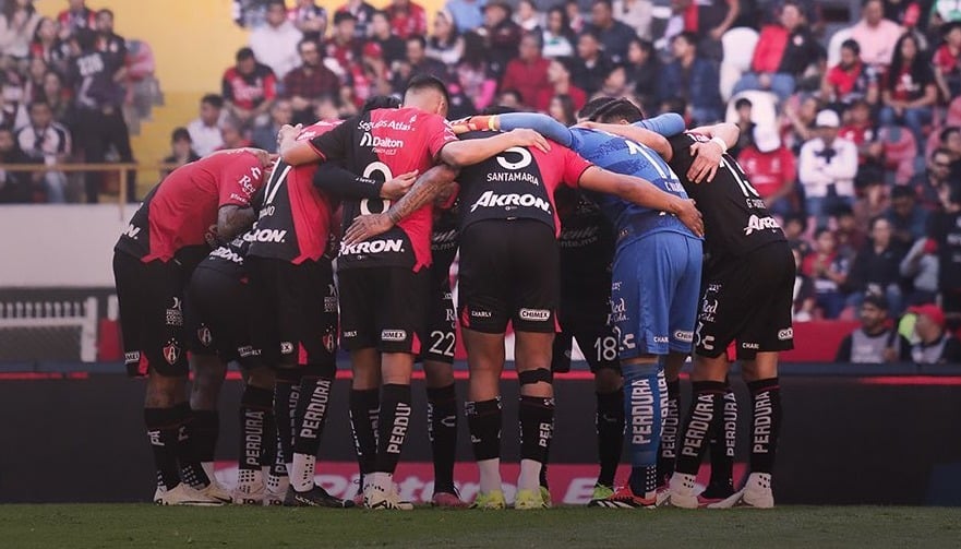 Jugadores del Atlas previo a la jornada 11 del Clausura 2024.