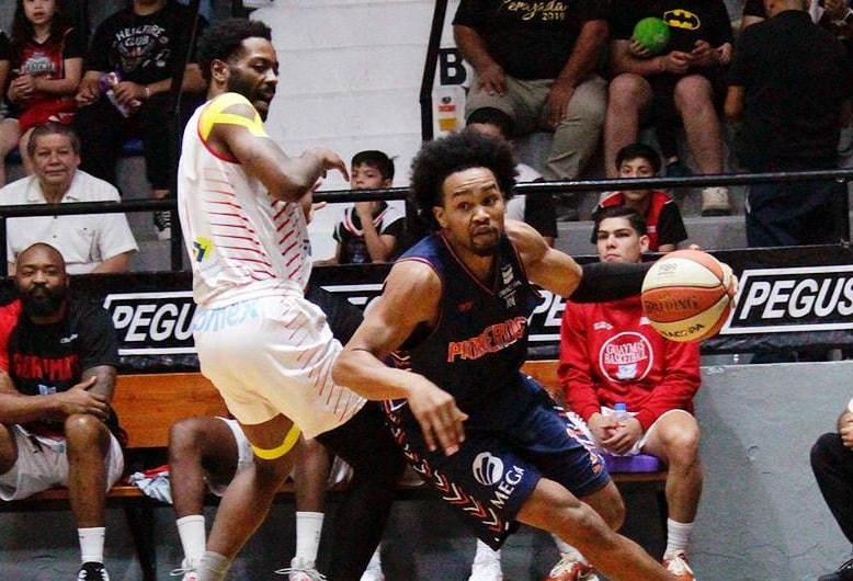 Pioneros de Los Mochis cae de visita en el primero de la serie ante Guaymas.
