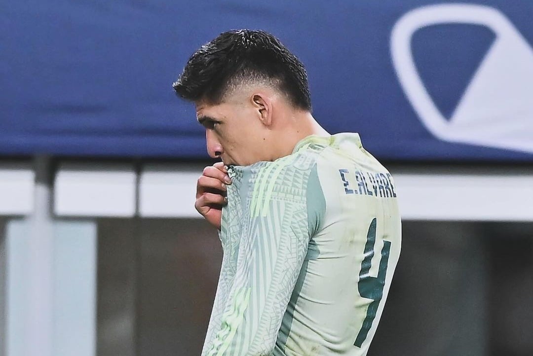 Edson Álvarez festeja gol en las semifinales de la Nations League.