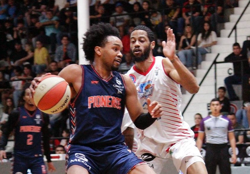Pioneros de Los Mochis cae en el segundo de la serie ante Guaymas.