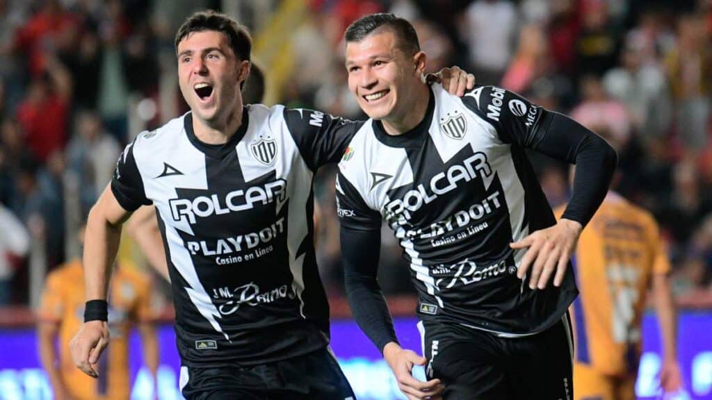 RAYOS VUELVE A GANAR