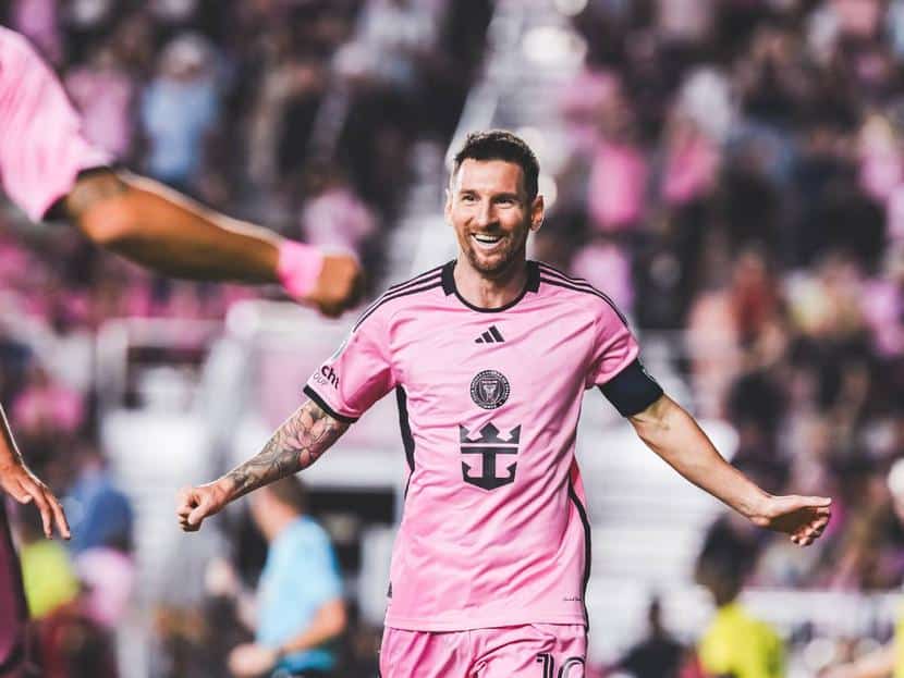 MESSI FESTEJA SU GOL