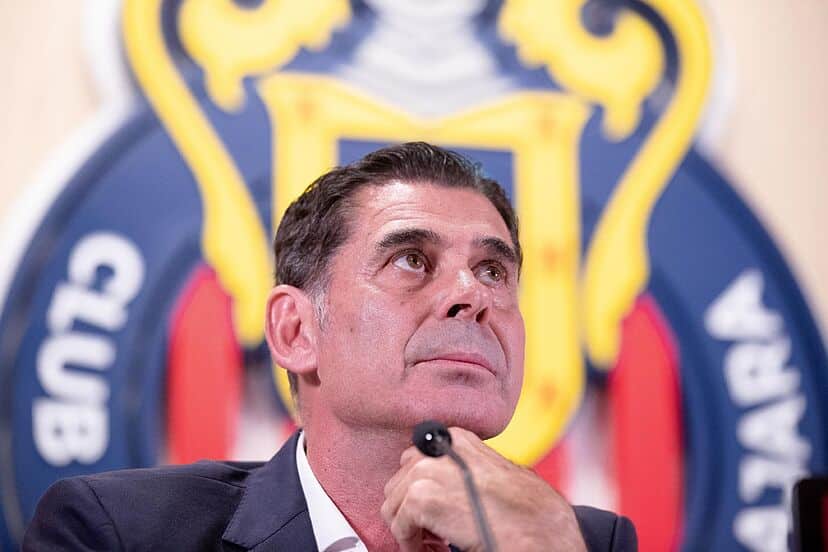 Hierro continua como director deportivo del Club Guadalajara