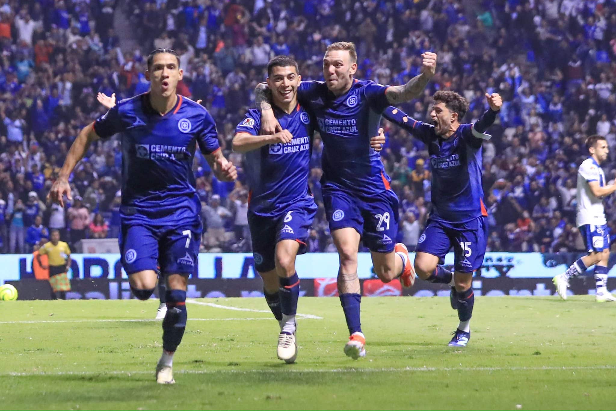 CRUZ AZUL ANTUNA
