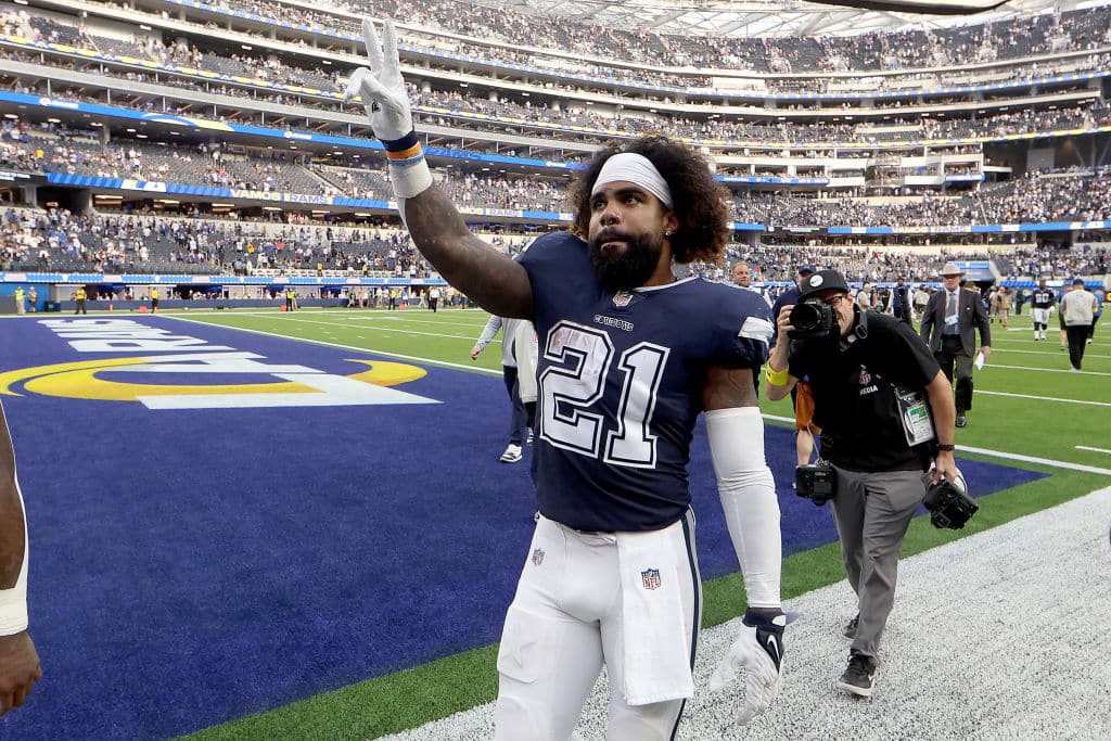 EZEKIEL ELLIOTT CELEBRA CON LOS COWBOYS