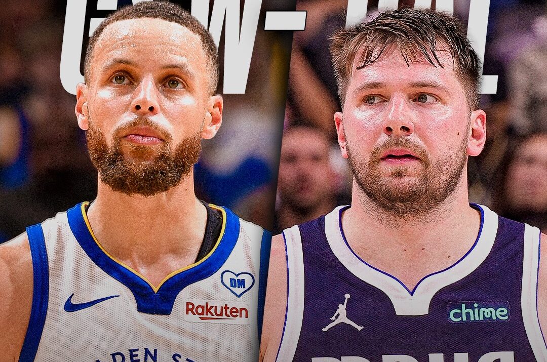STEPHEN CURRY A LA IZQUIERDA DE LOS WARRIORS, Y LUKA DONCIC DE LOS MAVERICKS A LA DERECHA