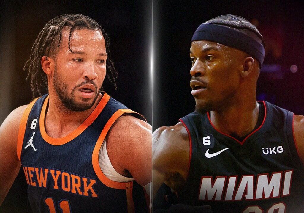 JALEN BRUNSON DE LOS KNICKS A LA IZQUIERDA Y JIMMY BUTLER DEL HEAT A LA DERECHA