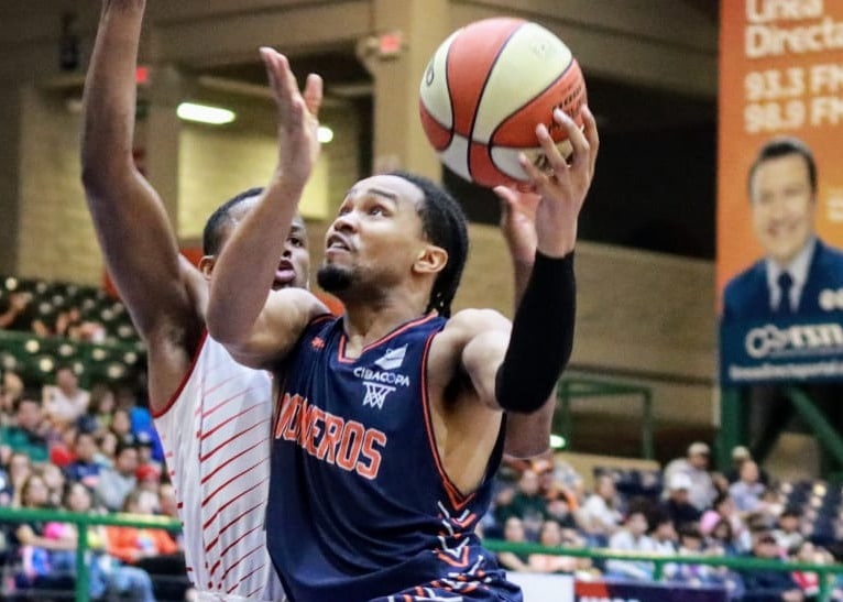 Pioneros se lleva los dos juegos en casa ante Guaymas.