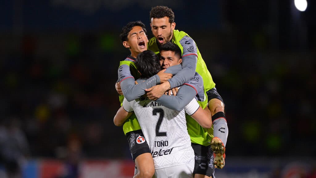 XOLOS CONSIGUE SU PRIMER TRIUNFO DEL AÑO