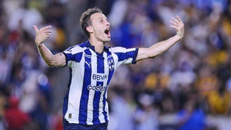 CANALES FESTEJA UN GOL