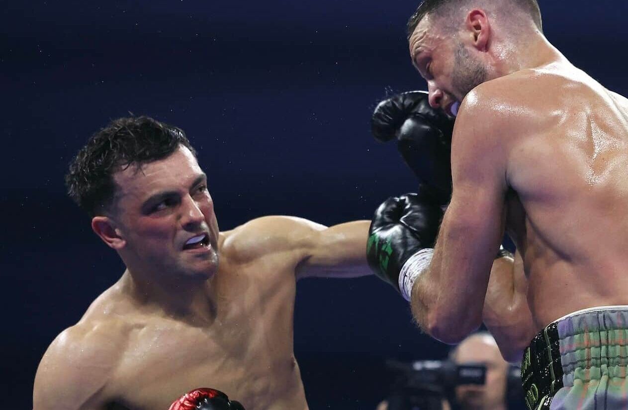 JACK CATTERALL GOLPEA EL ROSTRO DE JOSH TAYLOR