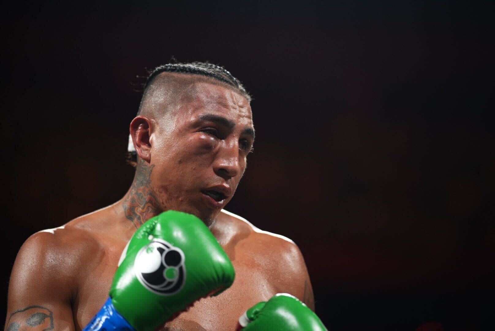 MARIO BARRIOS DURANTE LA VICTORIA ANTE FABIÁN MAIDANA