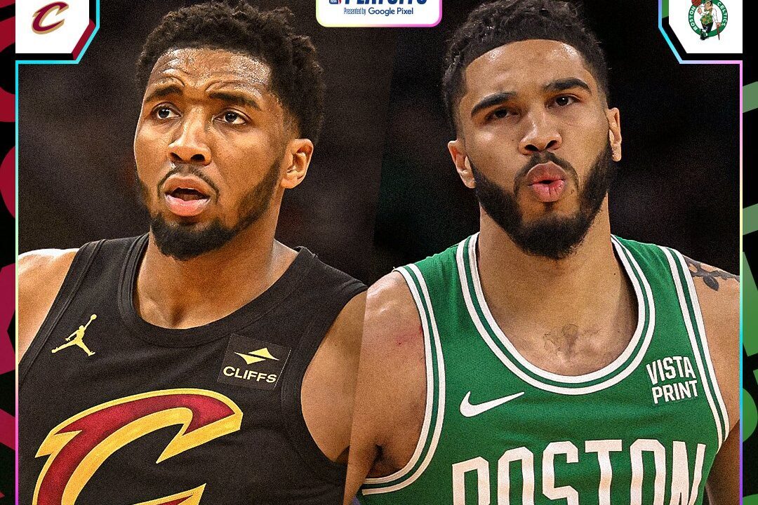 DONOVAN MITCHELL A LA IZQUIERDA DE LOS CAVALIERS Y JAYSON TATUM DE LOS CELTICS A LA DERECHA