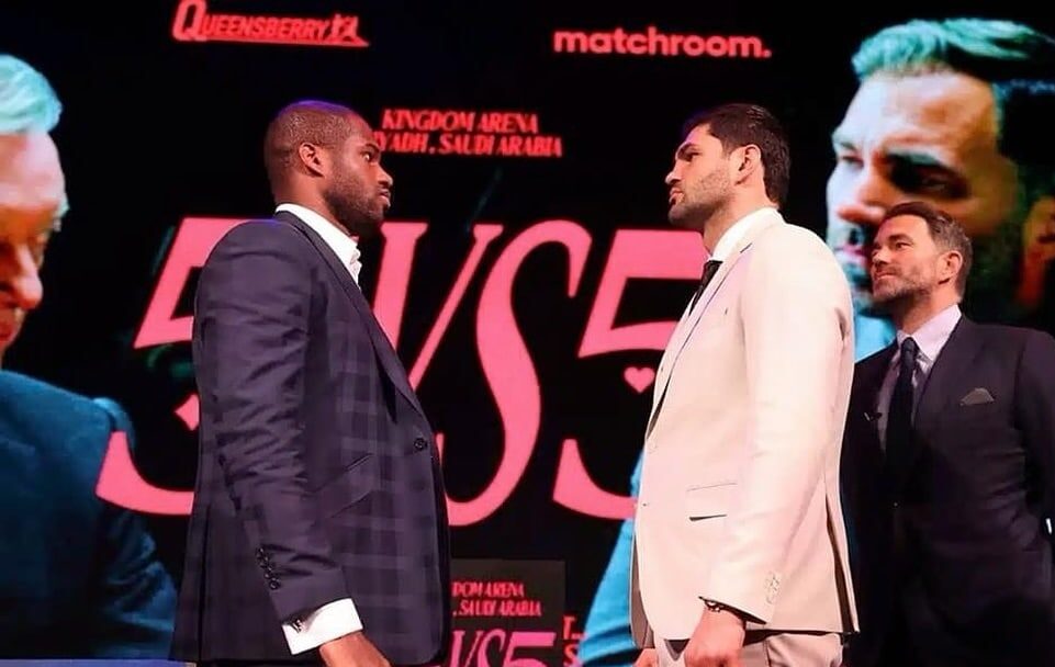 DANIEL DUBOIS A LA IZQUIERDA Y FILIP HRGOVIC A LA DERECHA, CARA A CARA TRAS LA CONFERENCIA DE PRENSA DE PRESENTACIÓN DE LA FUNCIÓN