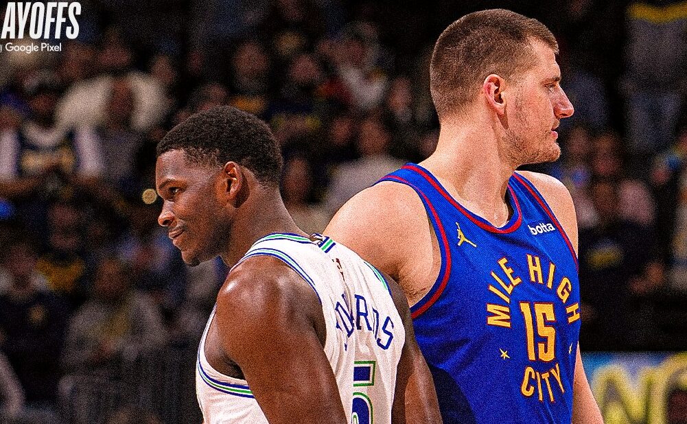 ANTHONY EDWARDS A LA IZQUIERDA DE LOS TIMBERWOLVES Y NIKOLA JOKIC A LA DERECHA DE LOS NUGGETS