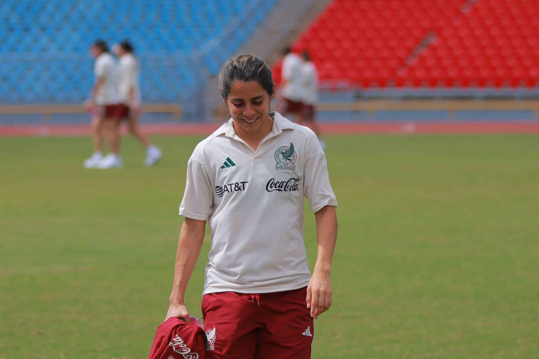 KENTI ROBLES SELECCIÓN MEXICANA