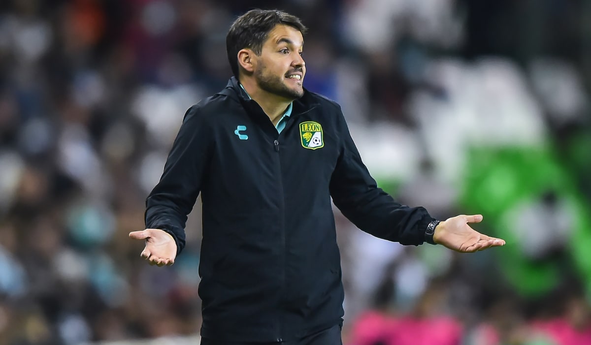 EL ENTRENADO TUVO POCO ÉXITO EN SU PASO POR EL LEÓN