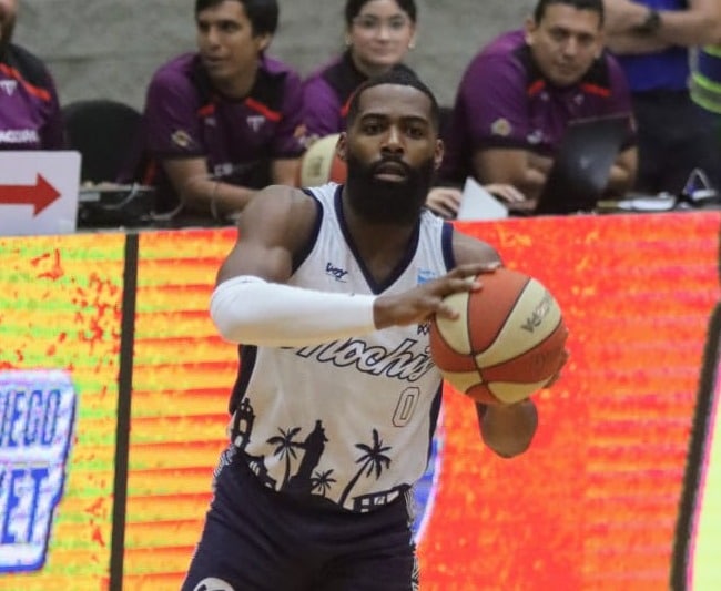 Pioneros de Los Mochis cae en el tercero de la serie.