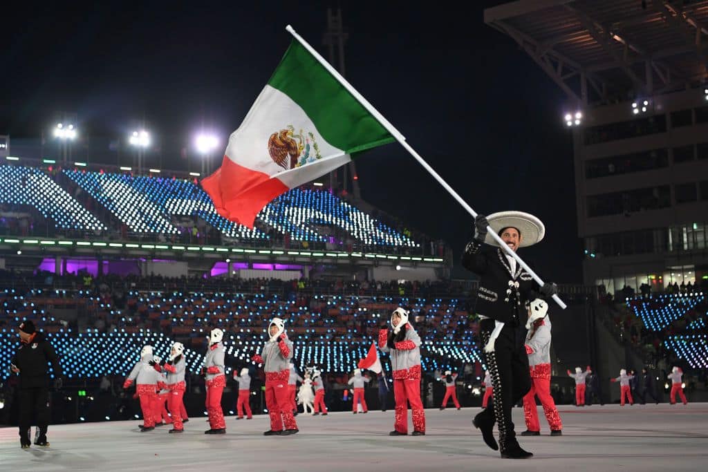 MÉXICO EN PLENO DESFILE OLÍMPICO