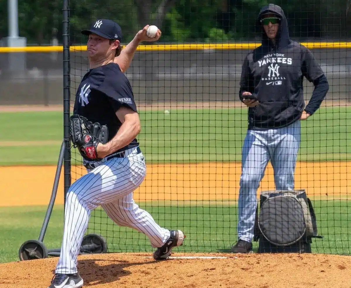 GERRIT COLE EN SESIÓN DE BULLPEN ESTE MAÑANA