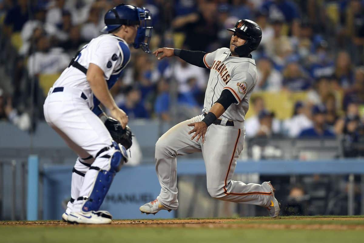 GIANTS ANOTA LA PRIMERA DEL JUEGO