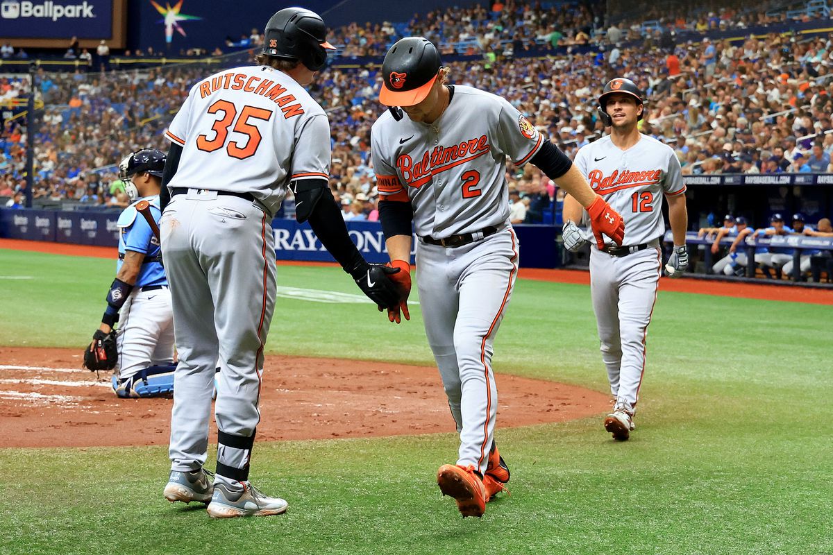 ORIOELS ANOTA TEMPRANO EN EL JUEGOI