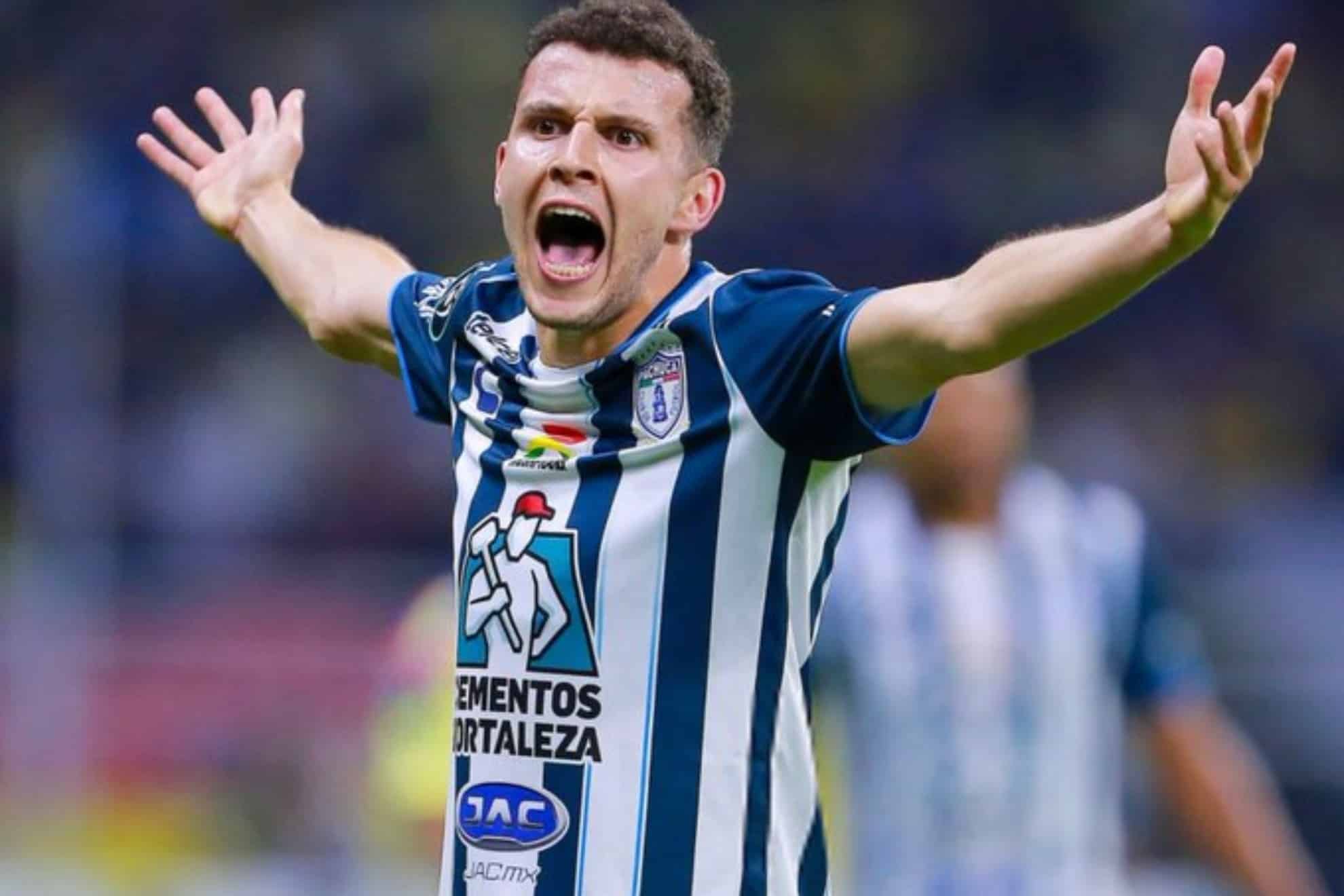 El jugador de los Tuzos de Pachuca dejó abierta la posibilidad de jugar en otros clubes.