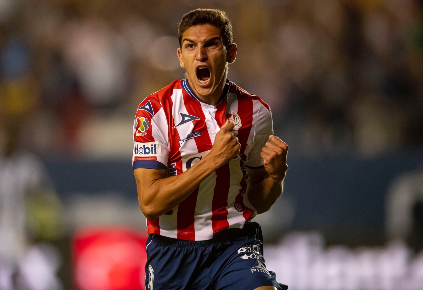 SANABRIA FESTEJA EL GOL CON SAN LUIS