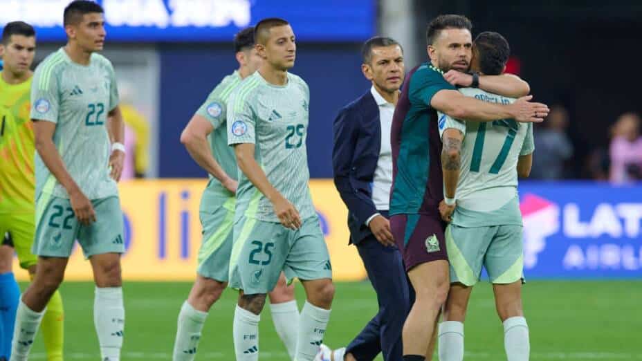 SELECCIONADOS SALEN DESCONSOLADAS TRAS LA DERROTA