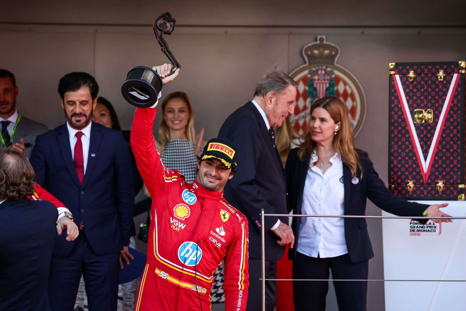 CARLOS SAINZ F1 2024 FERRARI