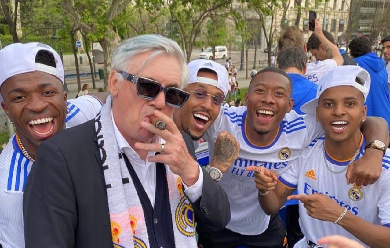 Carlo Ancelotti en festejo de la corona de la liga de España.
