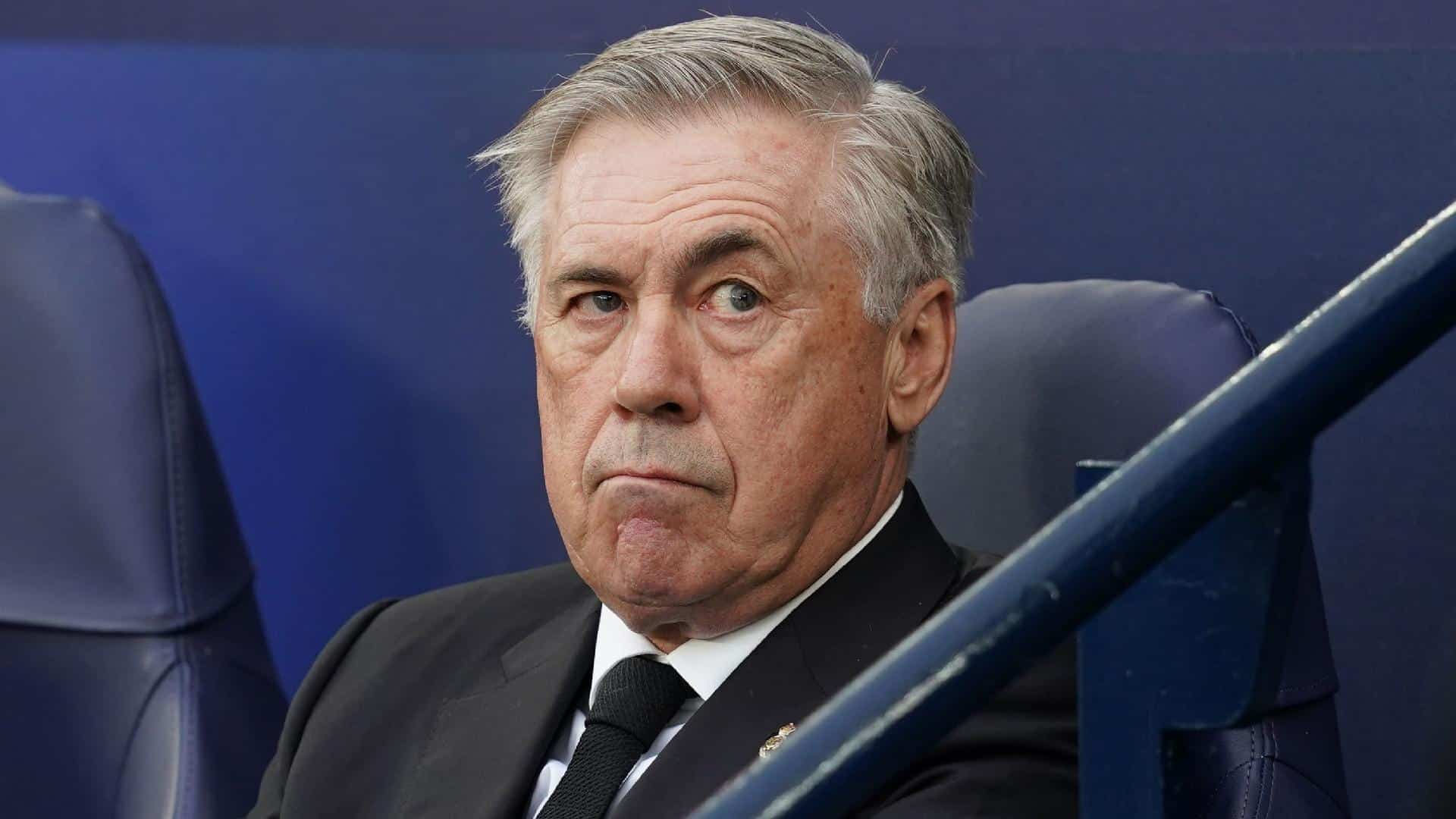 Carlo Ancelotti en el banquillo del Real Madrid en la final.