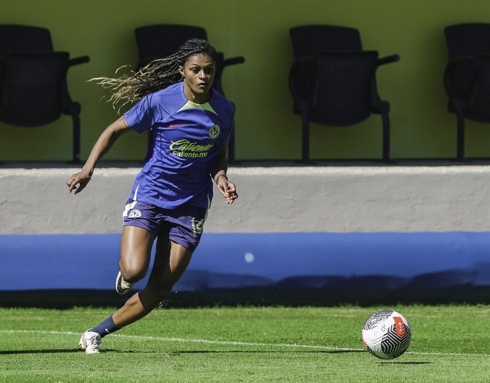 DAYANA MARTIN AMÉRICA FEMENIL