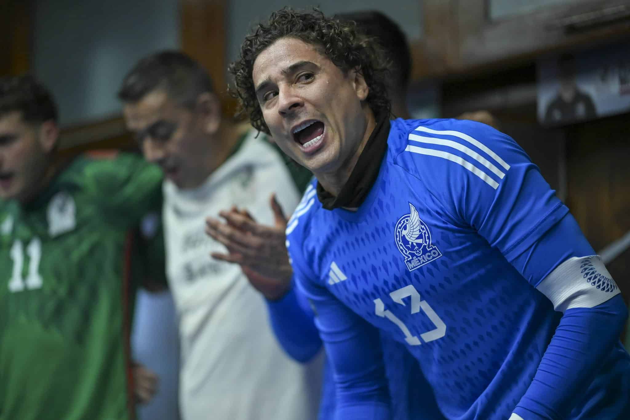 MEMO OCHOA MLS CHUCKY LOZANO