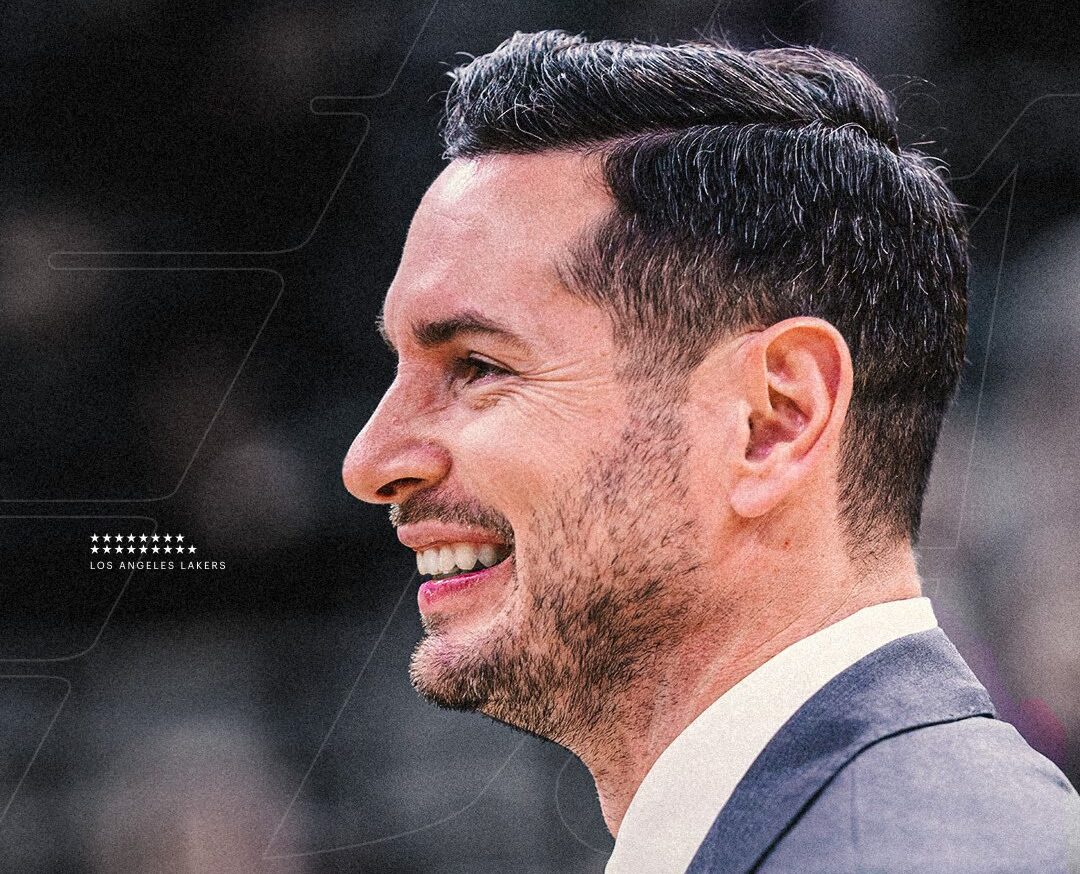 JJ REDICK POSA PARA LA FOTO
