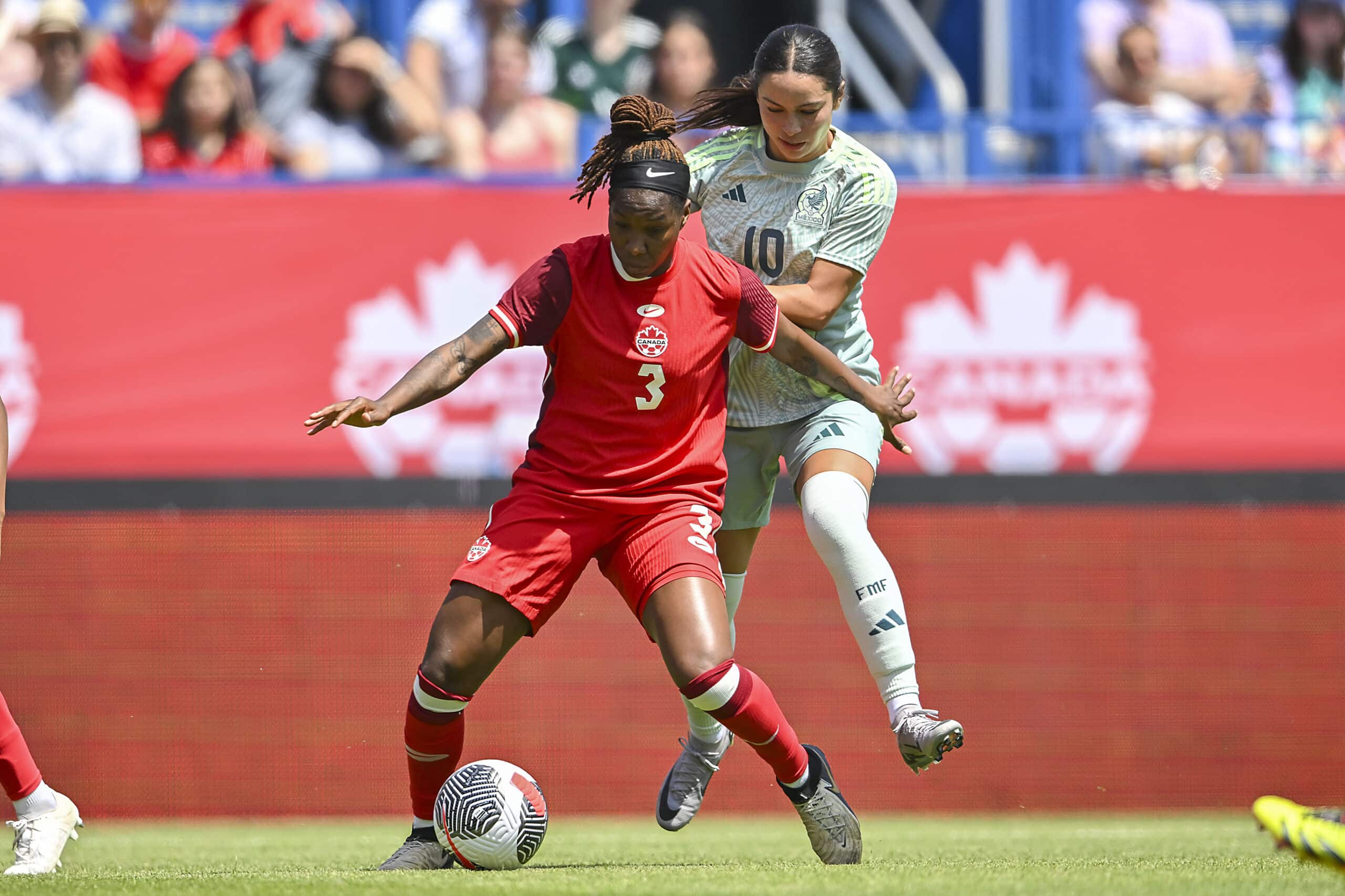 SELECCION FEMENIL VS CANADÁ