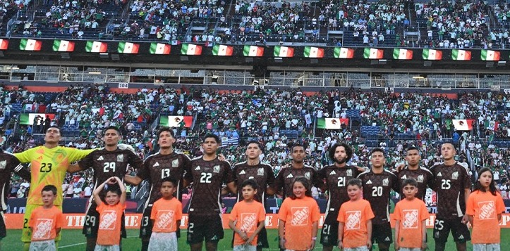 Selección Mexicana en partido amistoso ante Uruguay.