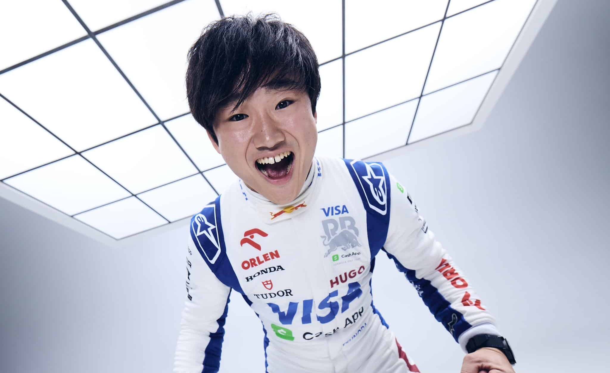 YUKI TSUNODA RB 2025