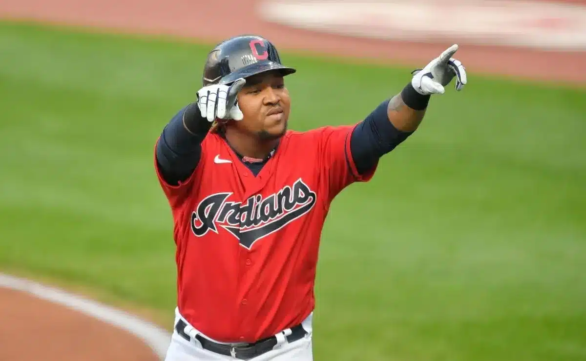 JOSÉ RAMÍREZ FESTEJA EL CUADRANGULAR