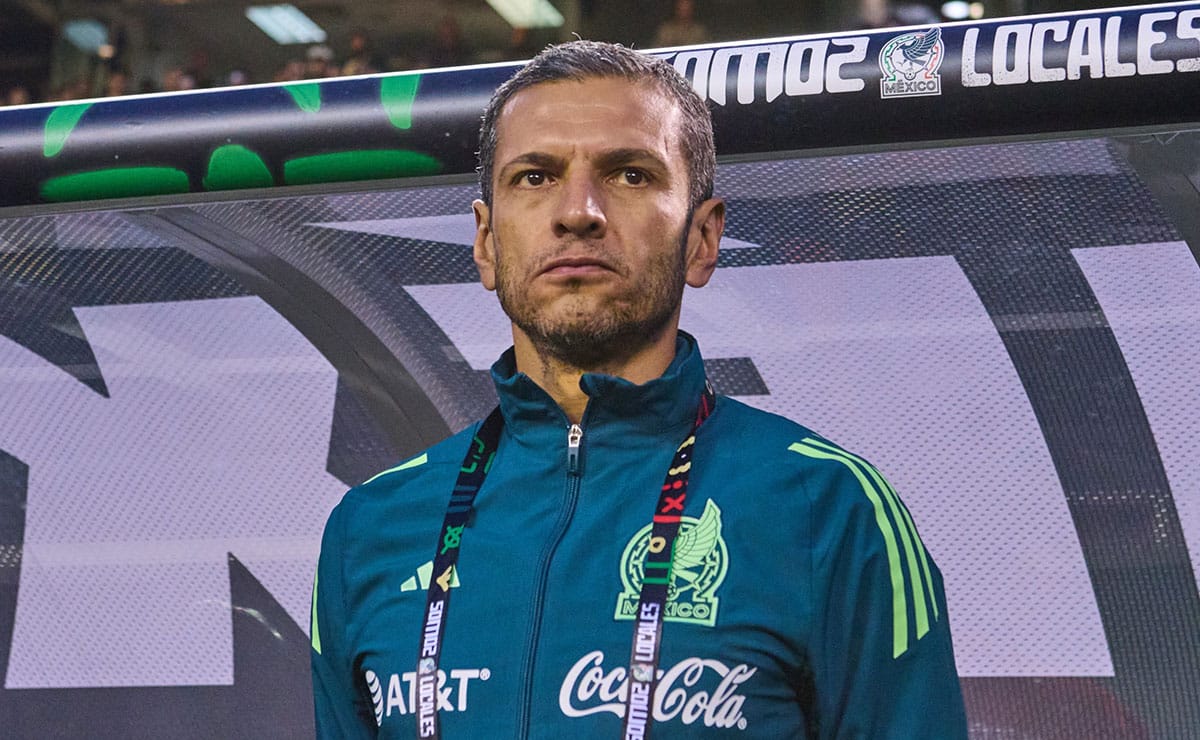 Jaime Lozano en el banquillo de México en amistoso.