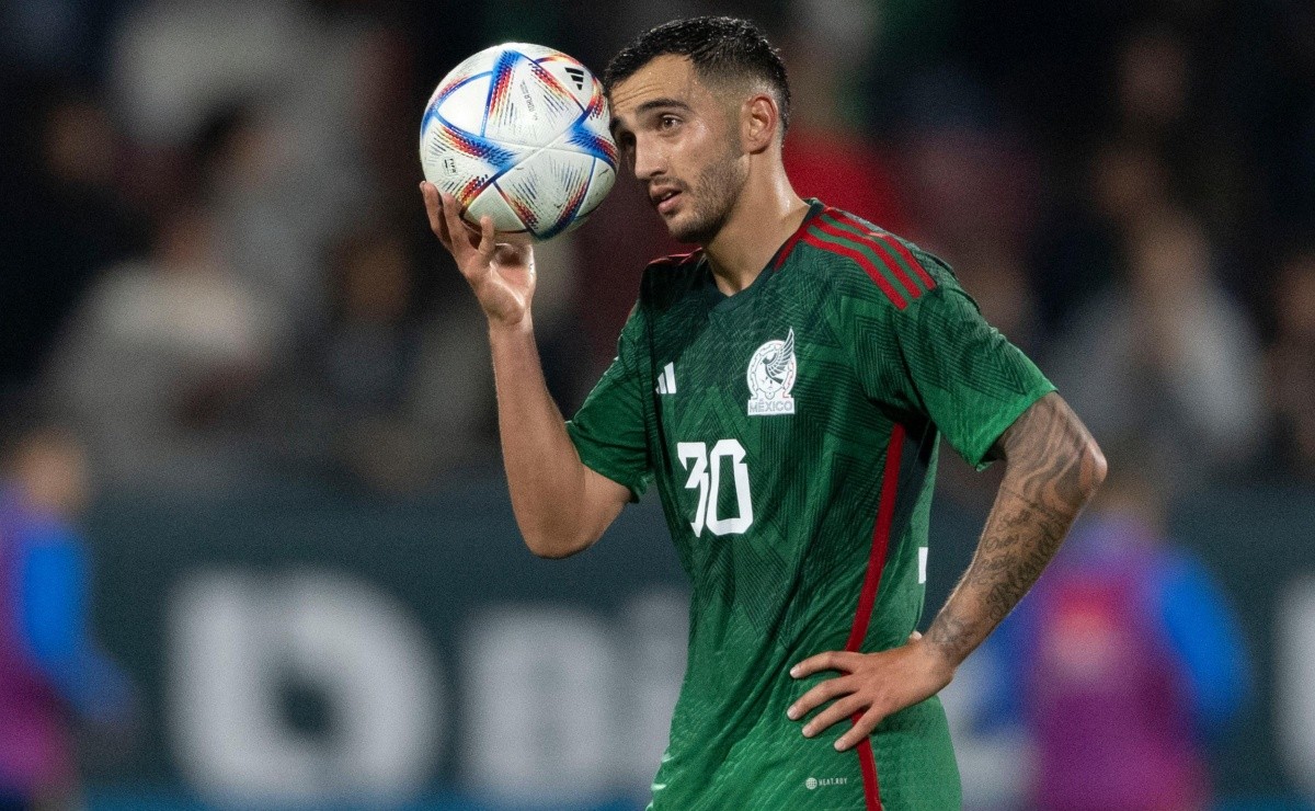 Luis Chávez se alista para su debut en la Copa América.